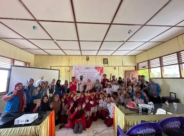 Pembentukan PMR Mula di SDN 4 Barru: Inisiatif Mahasiswa KKN PGSD Unismuh